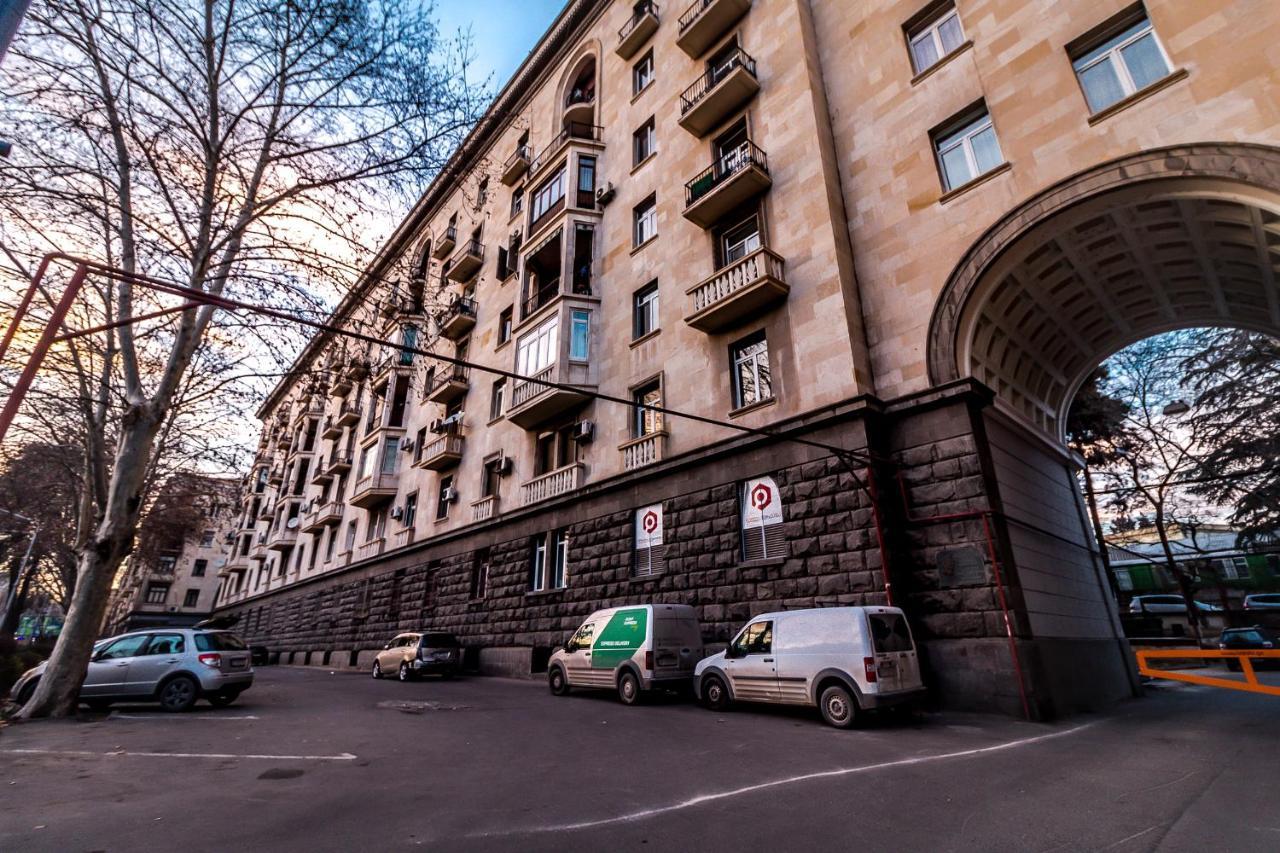 Modern Apartment In Old Tiflis Exterior foto